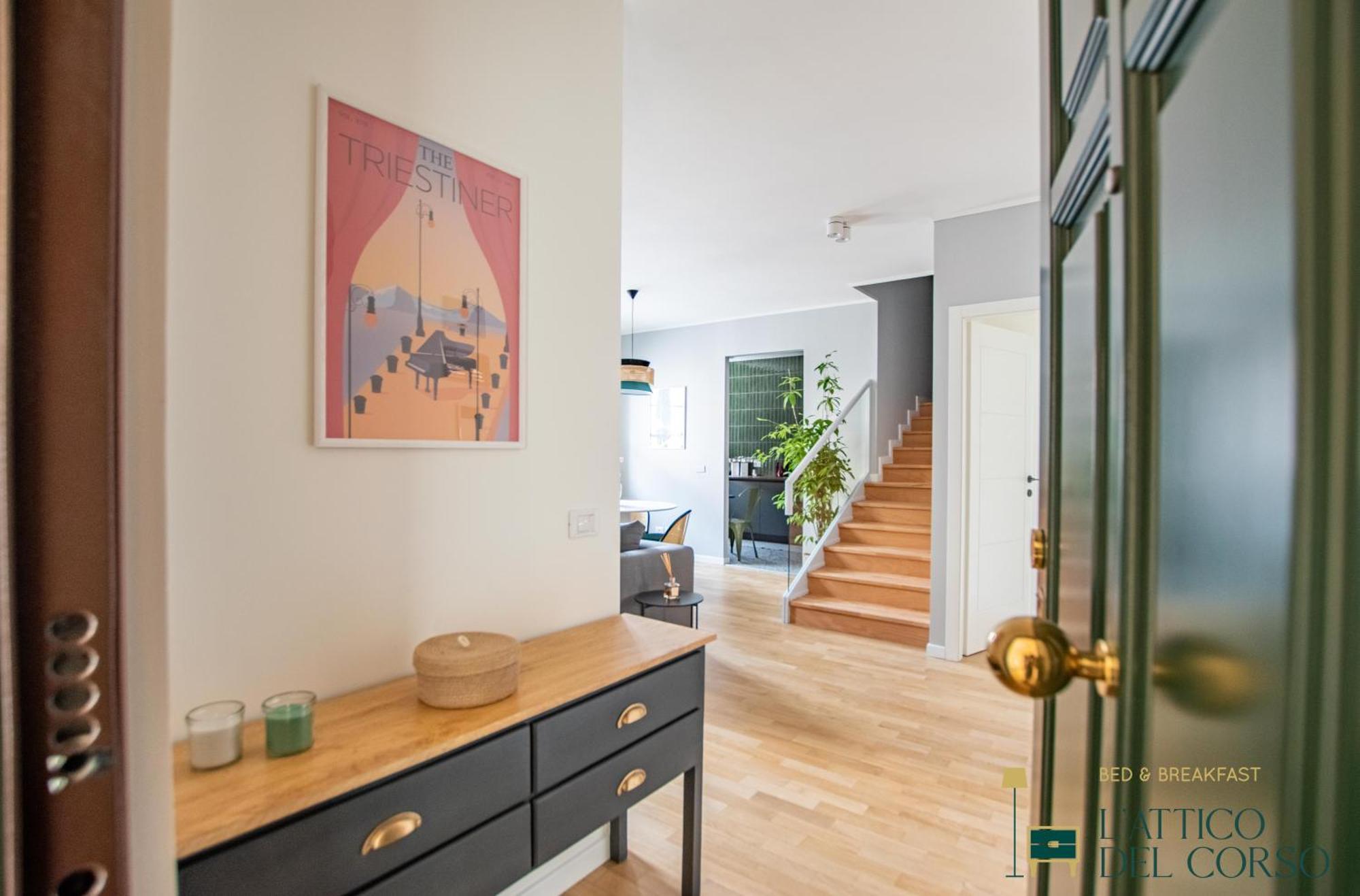 L'Attico Del Corso Apartman Trieszt Kültér fotó